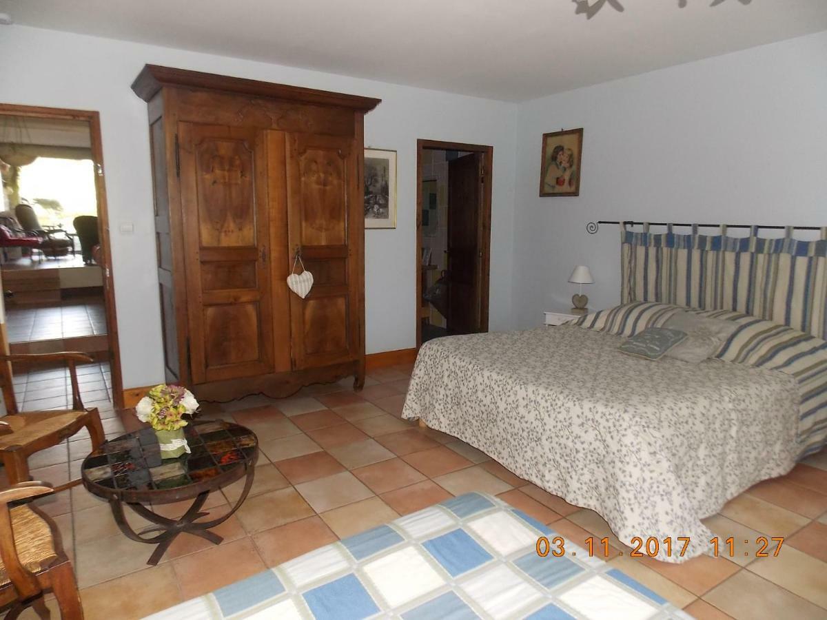 A La Mare Du Vieux Chene Bed and Breakfast Bellegarde-Poussieu Buitenkant foto
